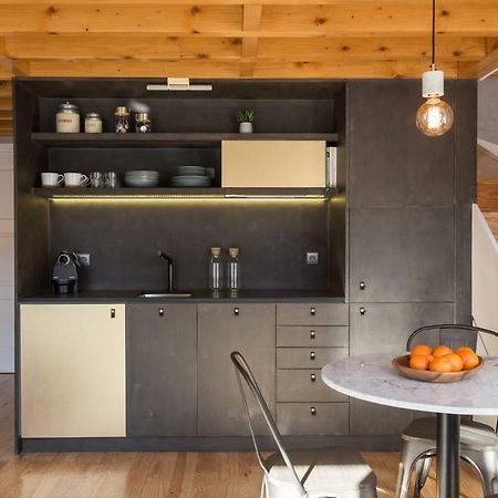 Gold & Grey Loft Almada Leilighet Porto Eksteriør bilde