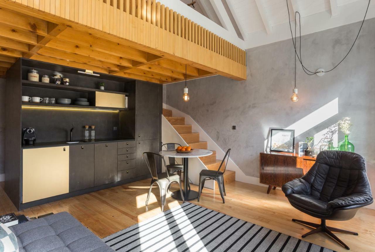 Gold & Grey Loft Almada Leilighet Porto Eksteriør bilde