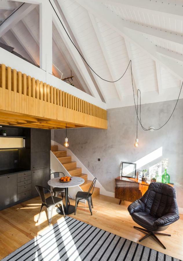 Gold & Grey Loft Almada Leilighet Porto Eksteriør bilde